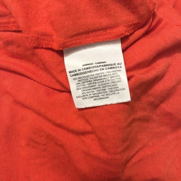 Nike Peachy/Orange Sleeveless Workout Top - Picture 7 of 7